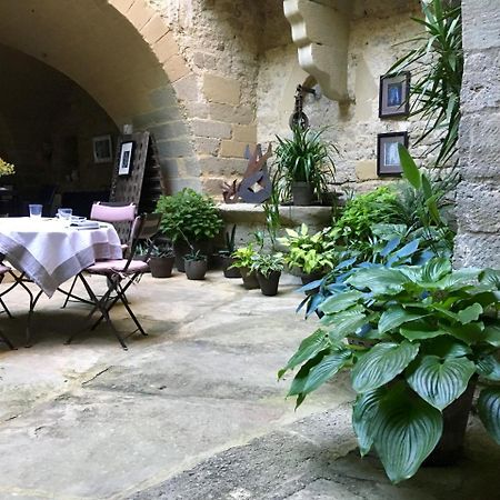 Monte Arena Bed & Breakfast Montaren-et-Saint-Mediers Luaran gambar