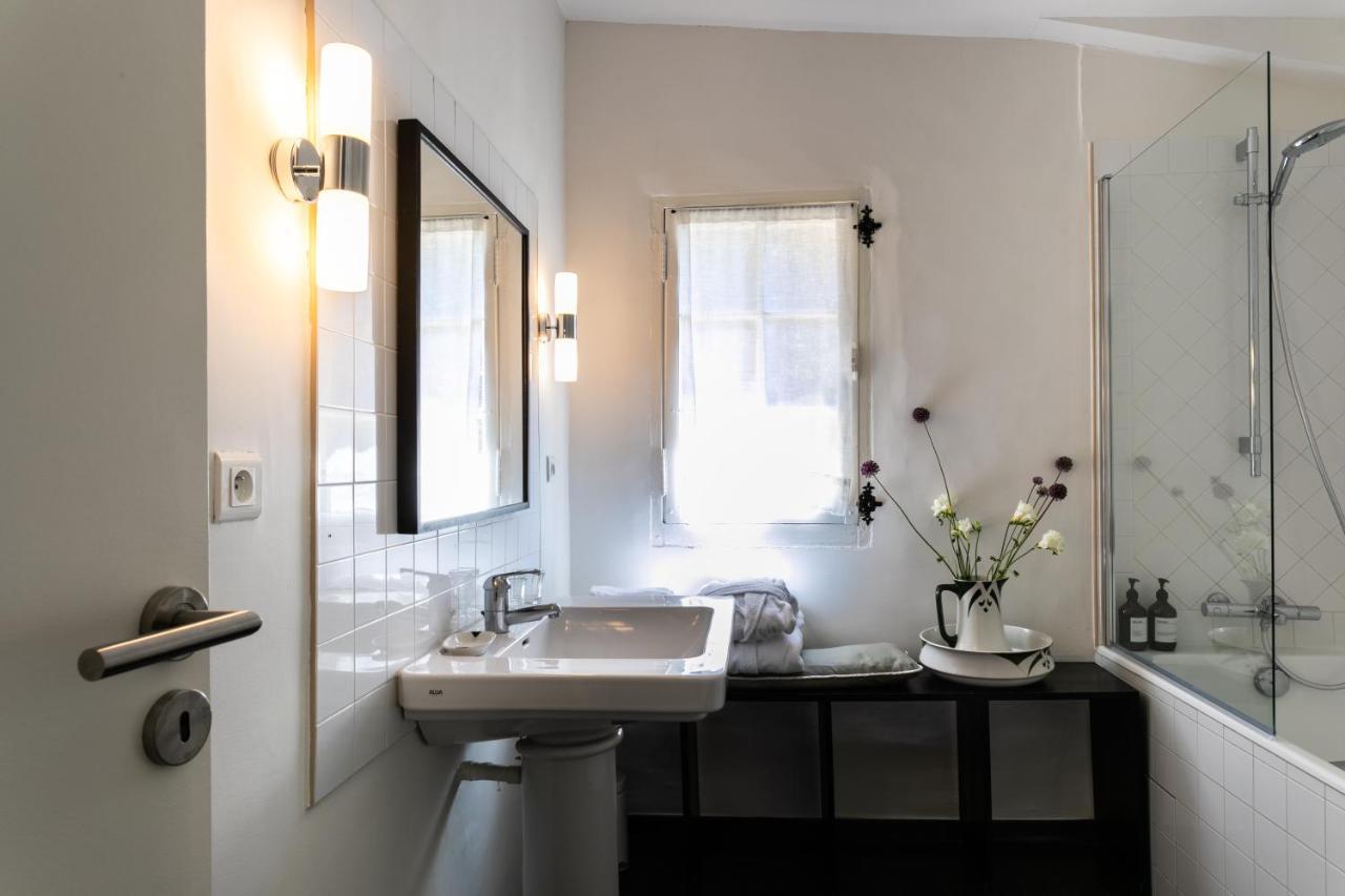 Monte Arena Bed & Breakfast Montaren-et-Saint-Mediers Luaran gambar