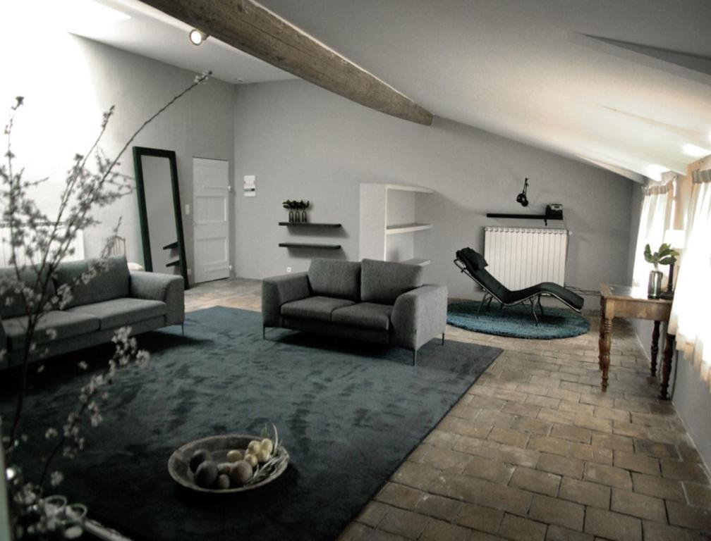 Monte Arena Bed & Breakfast Montaren-et-Saint-Mediers Luaran gambar