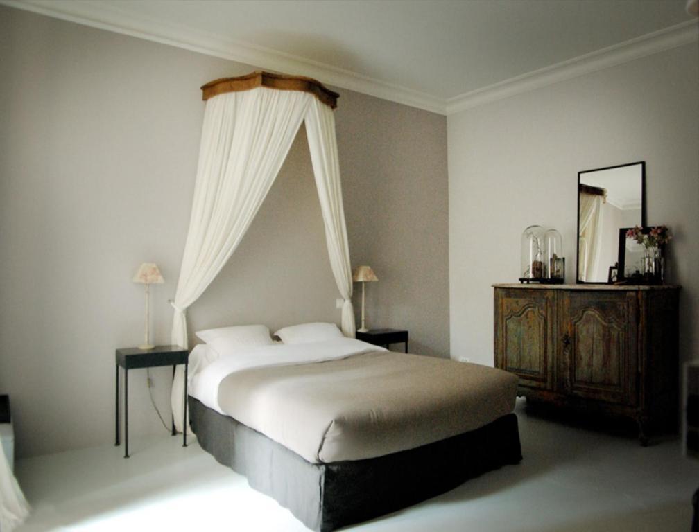 Monte Arena Bed & Breakfast Montaren-et-Saint-Mediers Luaran gambar