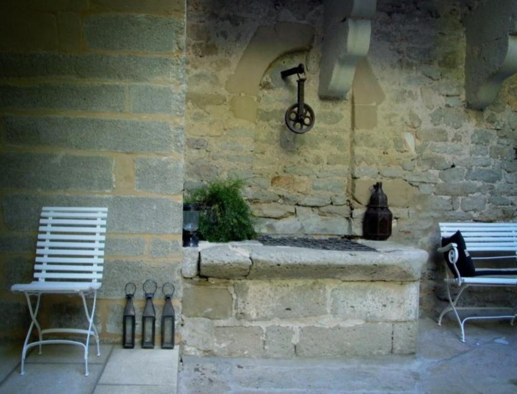 Monte Arena Bed & Breakfast Montaren-et-Saint-Mediers Luaran gambar
