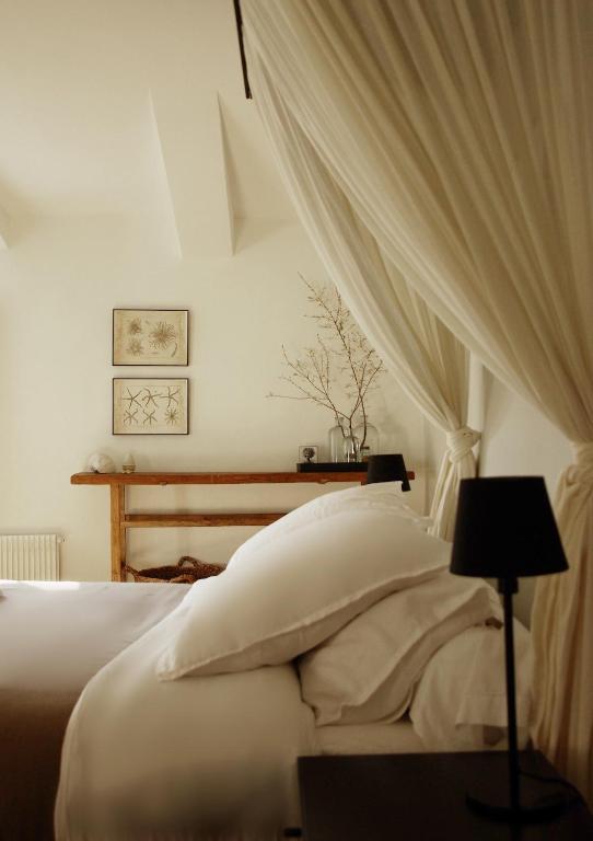 Monte Arena Bed & Breakfast Montaren-et-Saint-Mediers Luaran gambar
