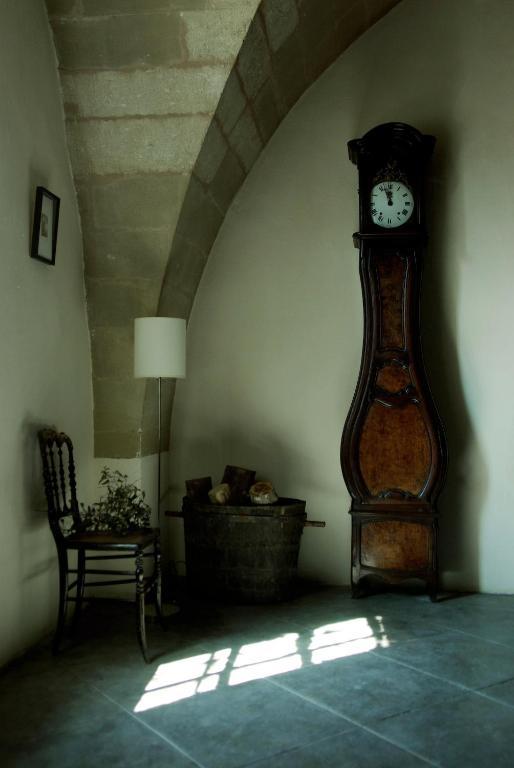 Monte Arena Bed & Breakfast Montaren-et-Saint-Mediers Luaran gambar