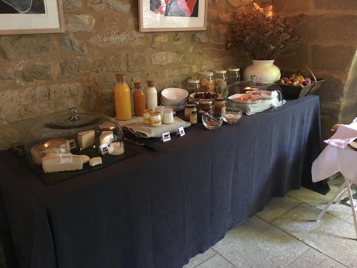 Monte Arena Bed & Breakfast Montaren-et-Saint-Mediers Luaran gambar