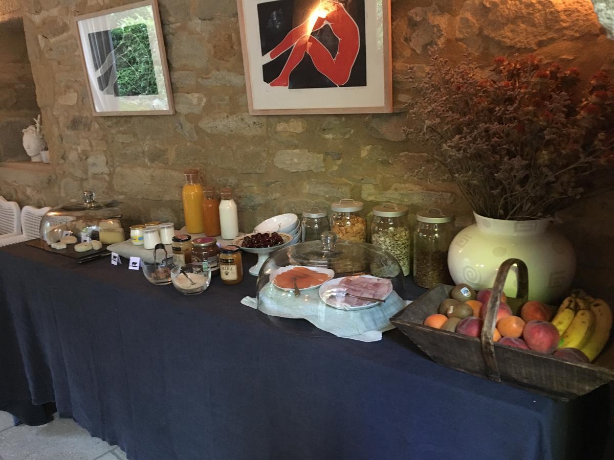 Monte Arena Bed & Breakfast Montaren-et-Saint-Mediers Luaran gambar