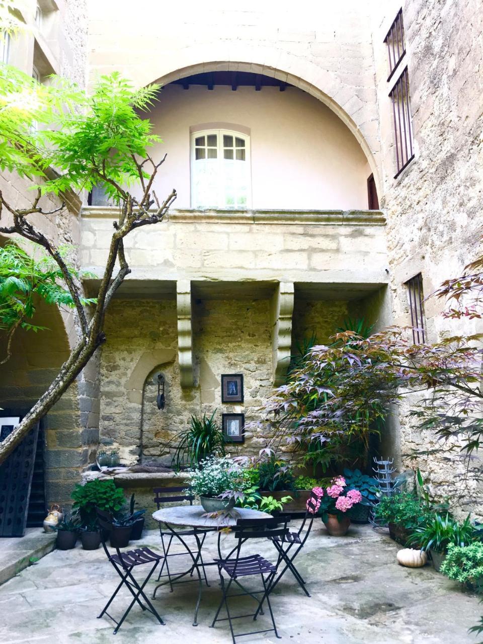 Monte Arena Bed & Breakfast Montaren-et-Saint-Mediers Luaran gambar