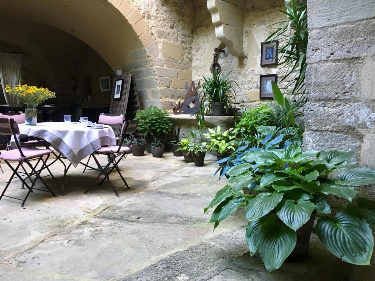 Monte Arena Bed & Breakfast Montaren-et-Saint-Mediers Luaran gambar