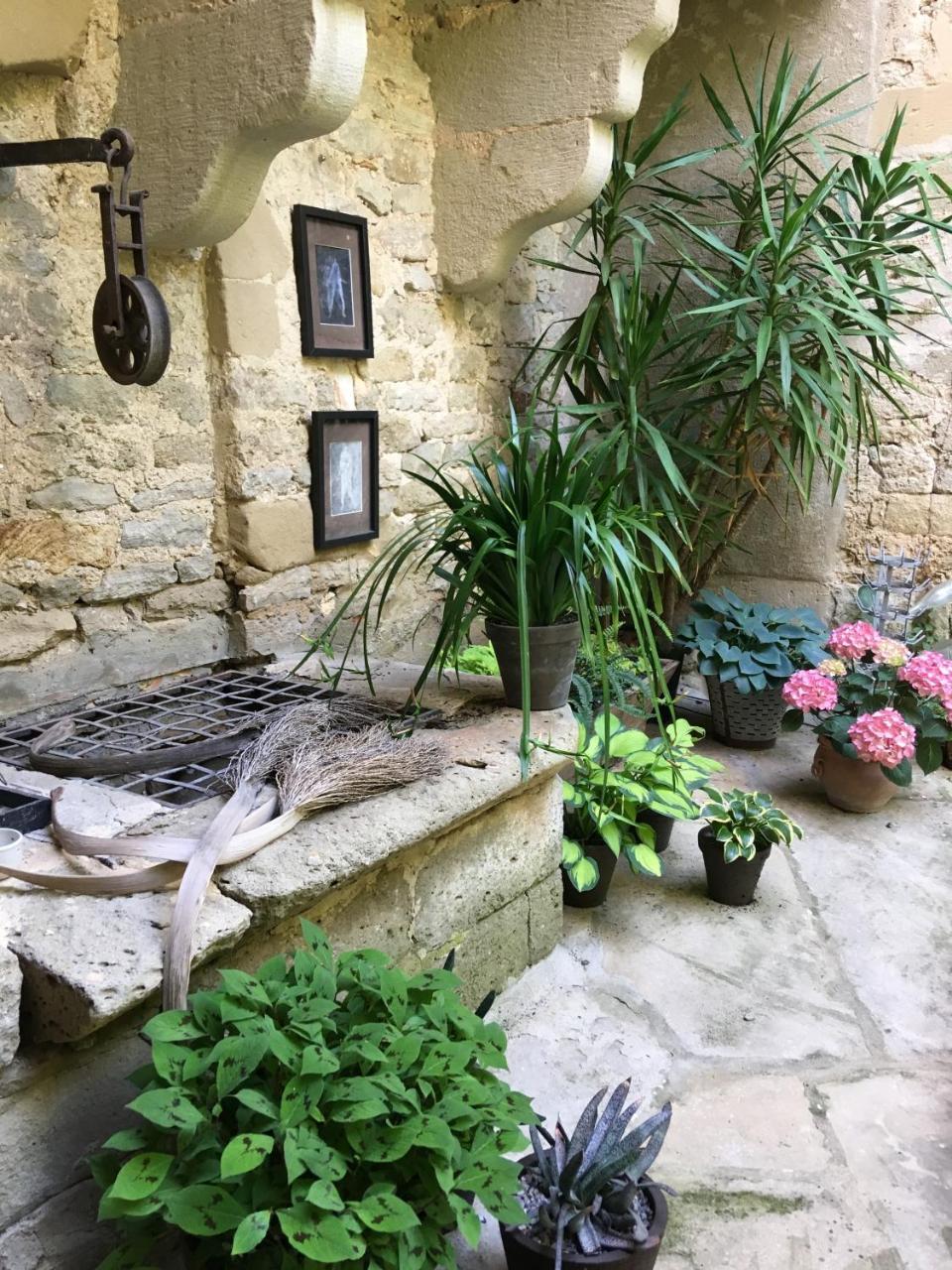 Monte Arena Bed & Breakfast Montaren-et-Saint-Mediers Luaran gambar
